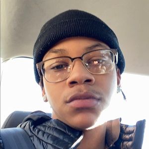 Meet your Posher, Javonte’